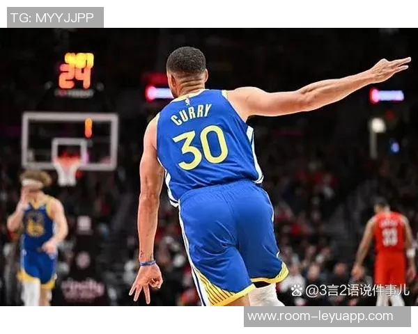 库里轻松发挥全场12投6中贡献14分5助攻巧妙吸引防守展现团队配合魅力 库里轻松发挥全场12投6中贡献14分5助攻巧妙吸引防守展现团队配合魅力