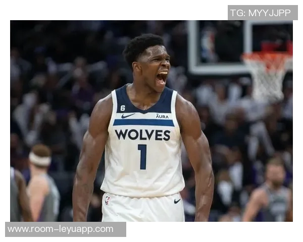 爱德华兹复出首战表现平平13投5中仅得15分正负值惨淡25